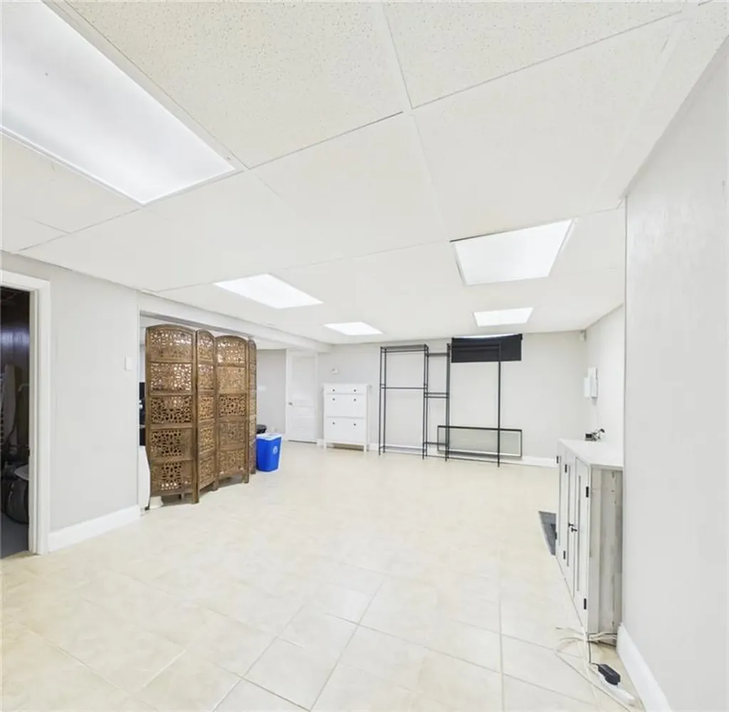 122 Spring Grove Avenue Warwick RI 02889