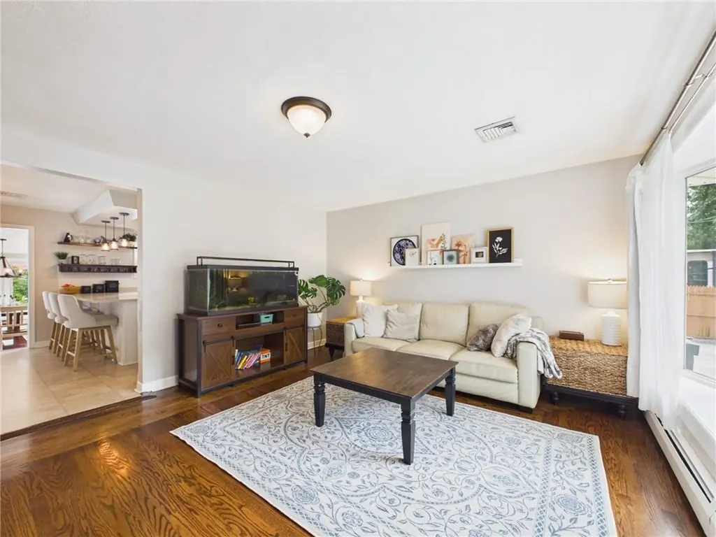 122 Spring Grove Avenue Warwick RI 02889