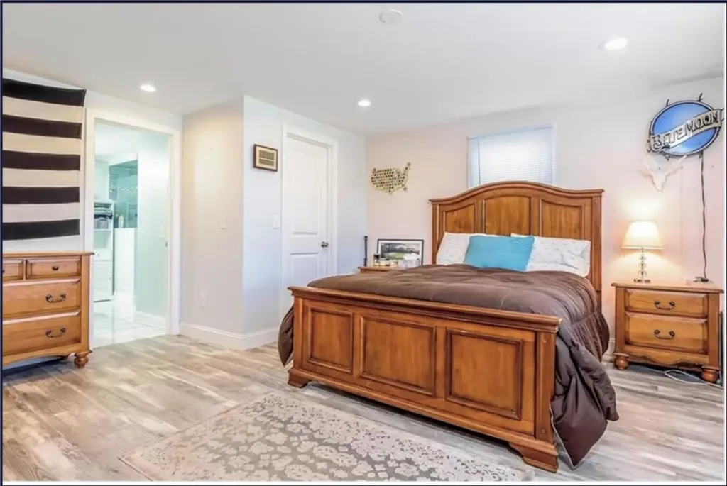 26 Jamestown Boulevard Narragansett RI 02882