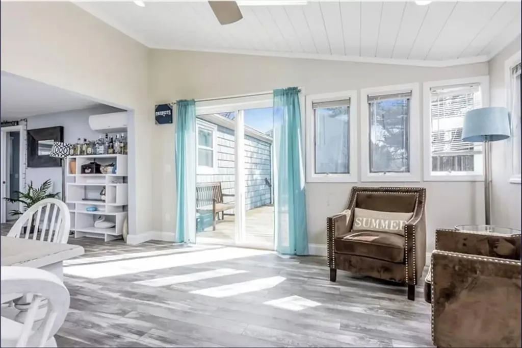 26 Jamestown Boulevard Narragansett RI 02882
