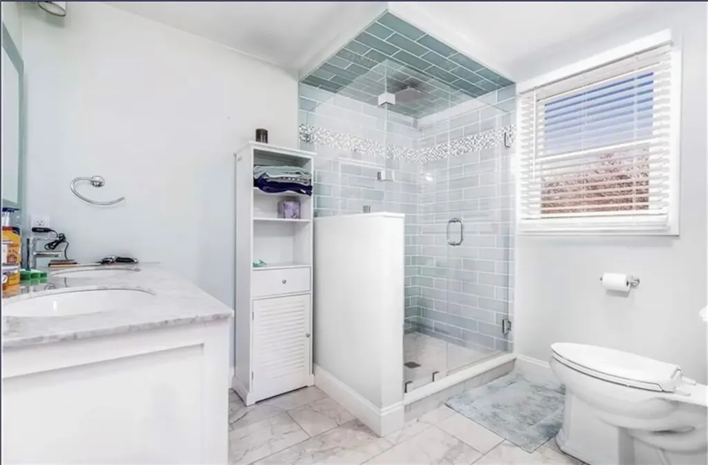 26 Jamestown Boulevard Narragansett RI 02882