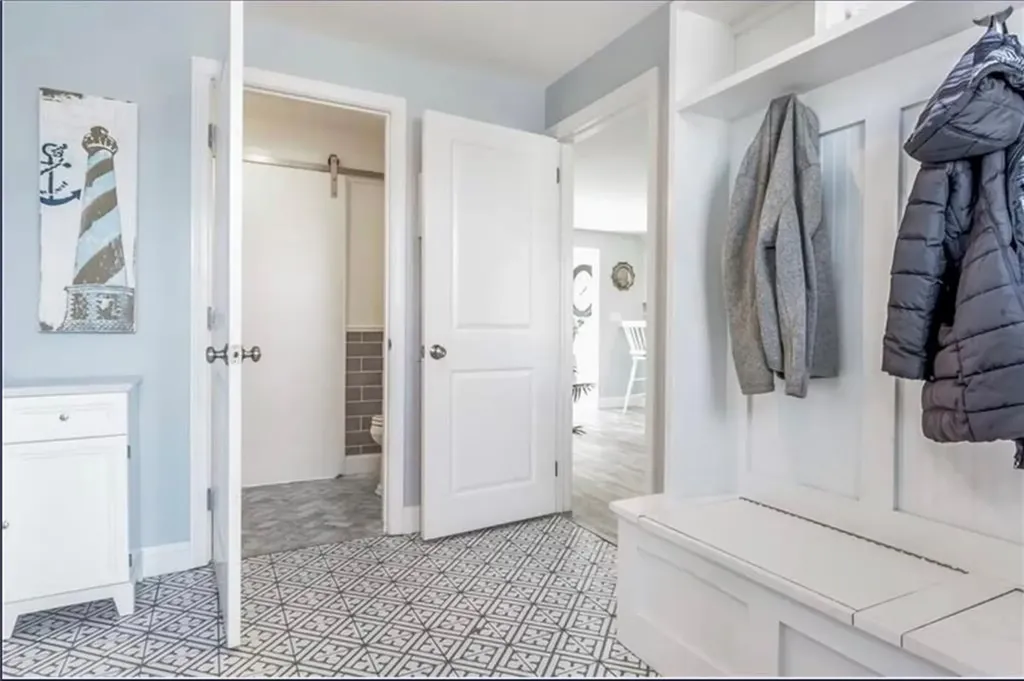 26 Jamestown Boulevard Narragansett RI 02882