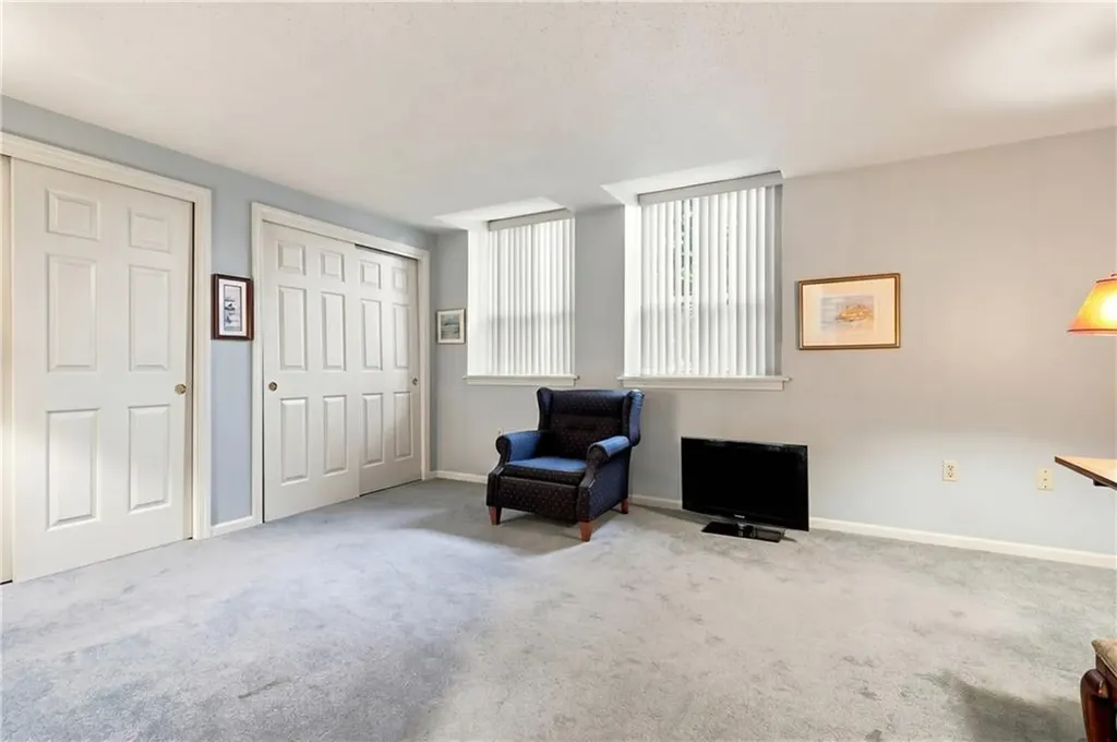 15 Curtis Street Cranston RI 02920