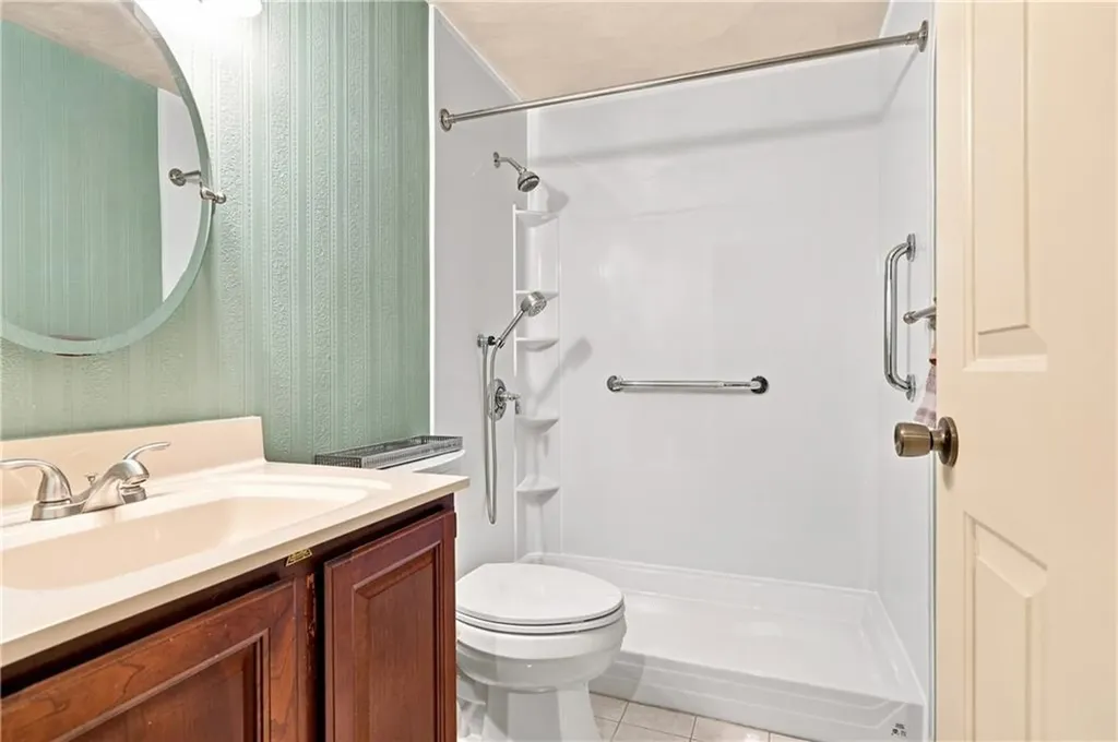 15 Curtis Street Cranston RI 02920