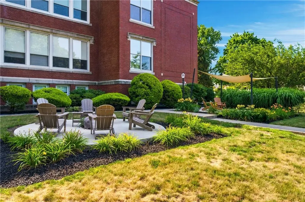 15 Curtis Street Cranston RI 02920