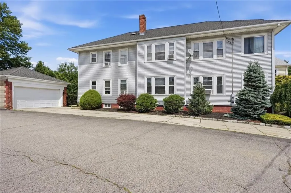 981 Smith Street Providence RI 02908