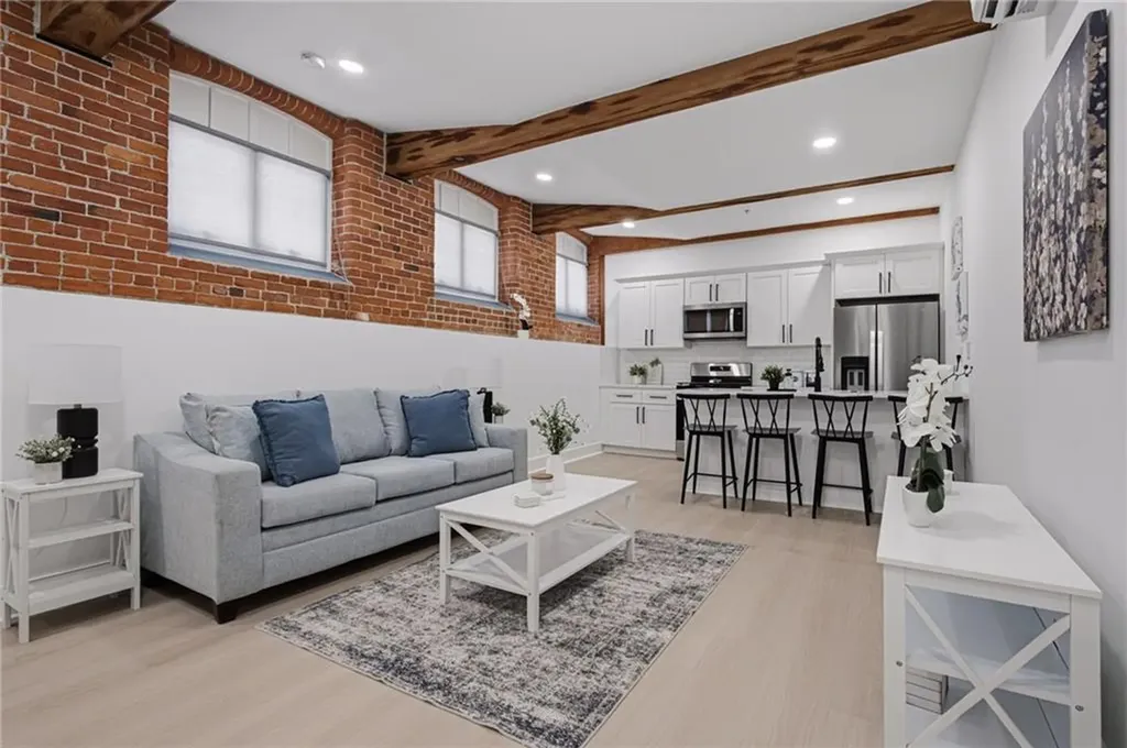 50 Ashburton Street Providence RI 02904