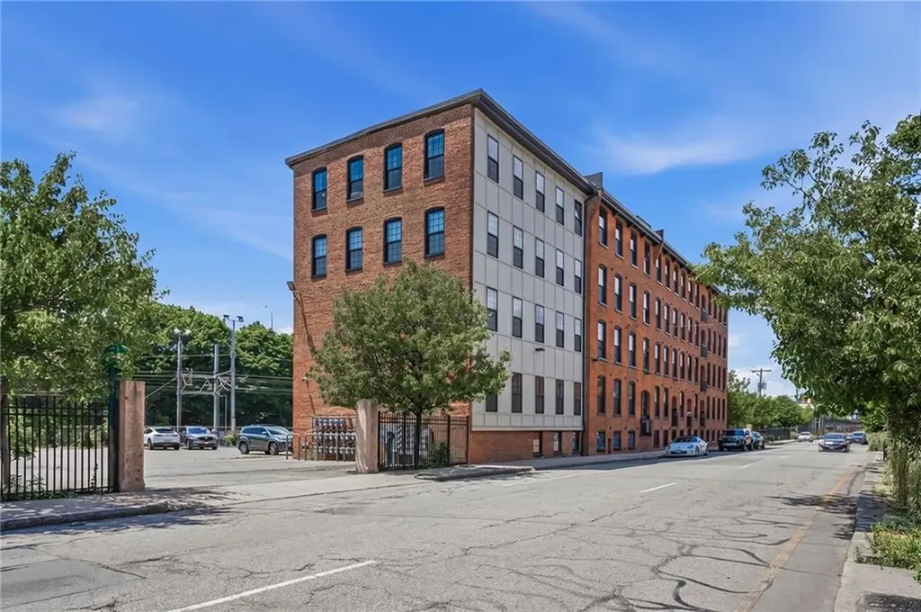 50 Ashburton Street Providence RI 02904