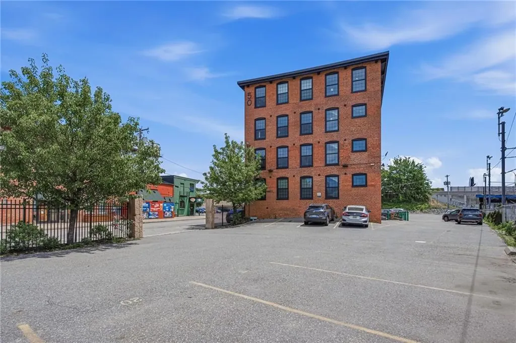 50 Ashburton Street Providence RI 02904