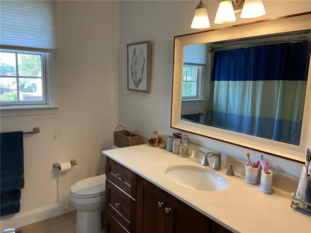 735 Willett Avenue East Providence RI 02915