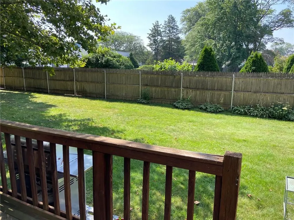 735 Willett Avenue East Providence RI 02915