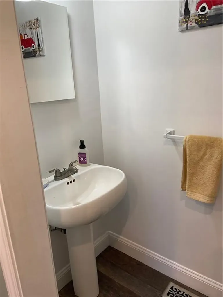 735 Willett Avenue East Providence RI 02915