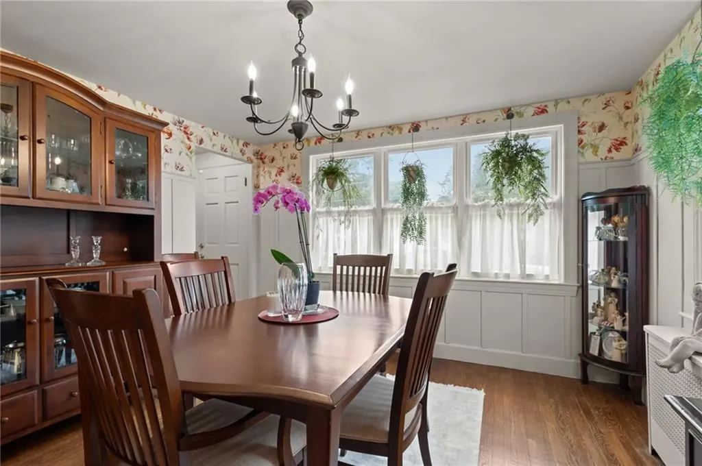50 Brewster Drive Warwick RI 02889