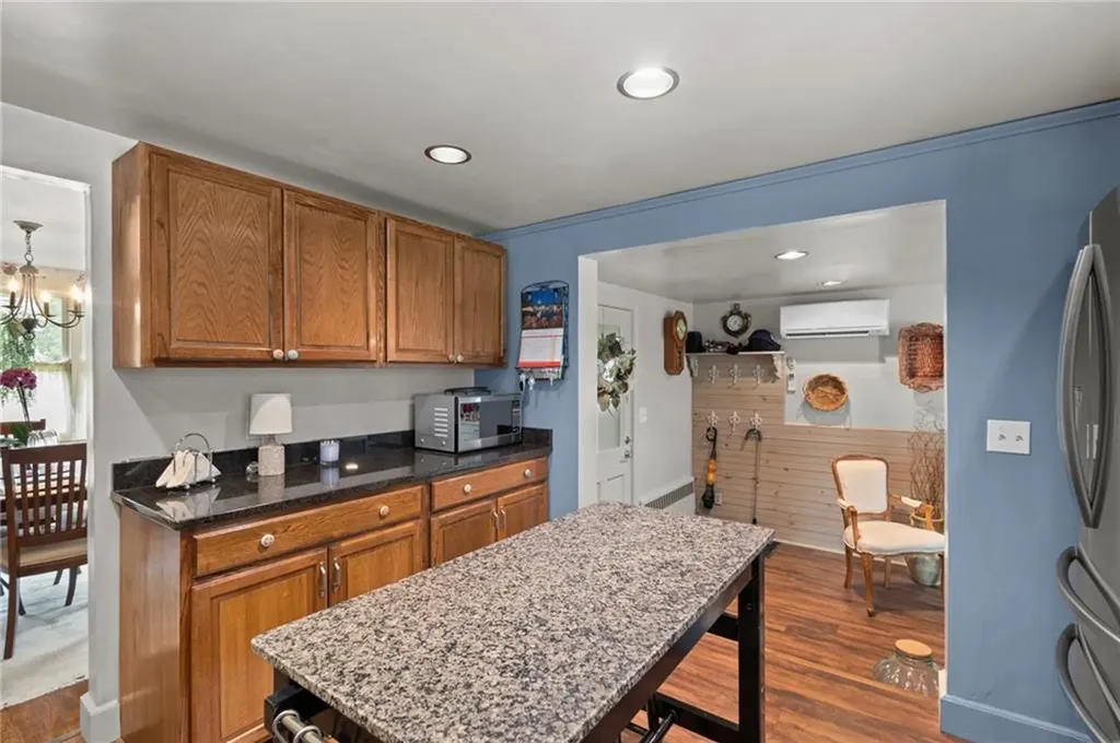 50 Brewster Drive Warwick RI 02889