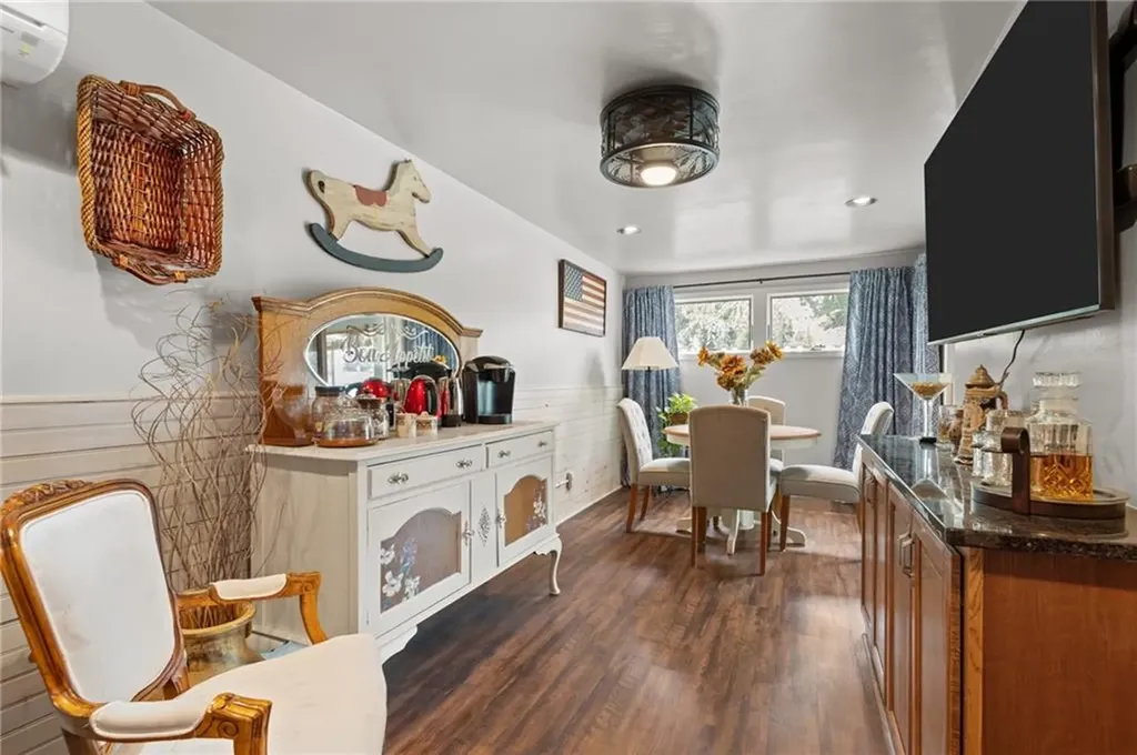 50 Brewster Drive Warwick RI 02889