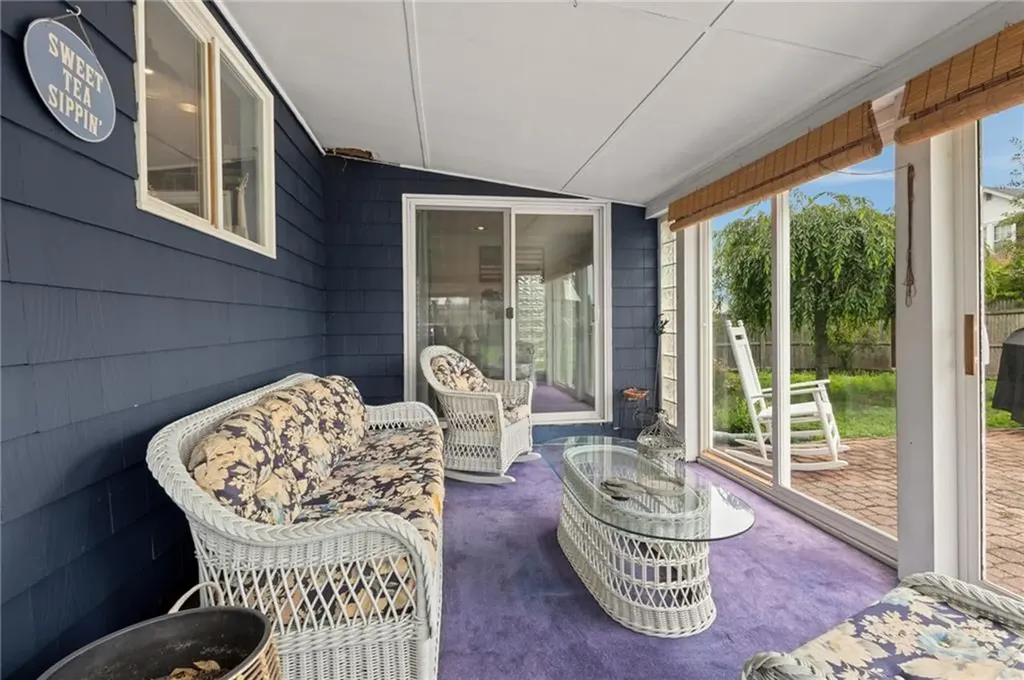 50 Brewster Drive Warwick RI 02889