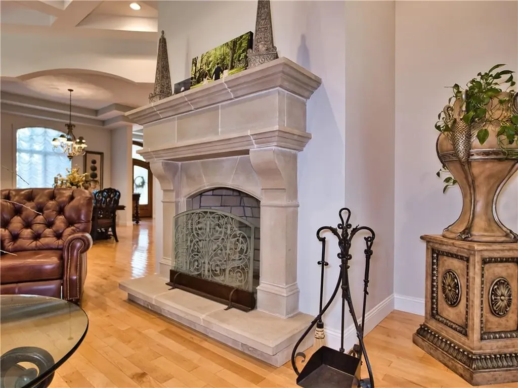 51 W Ridge Drive Tiverton RI 02878