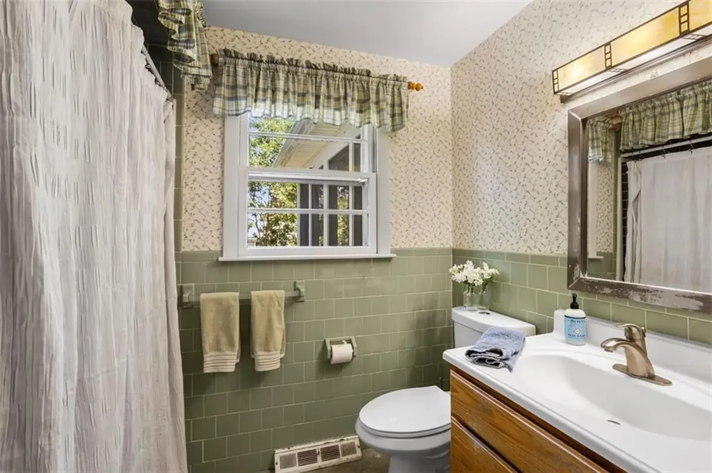 52 Exchange Road West Warwick RI 02893