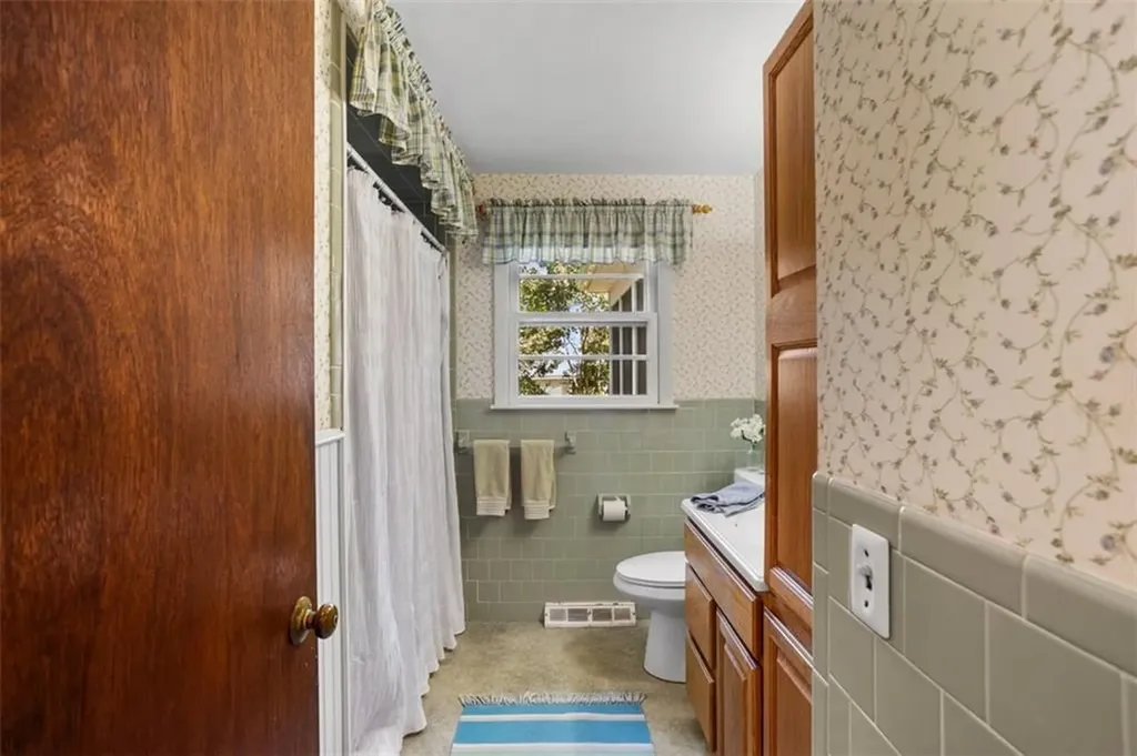 52 Exchange Road West Warwick RI 02893