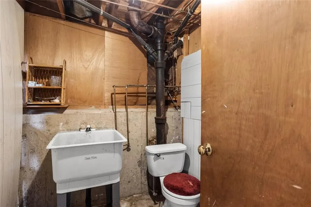 52 Exchange Road West Warwick RI 02893