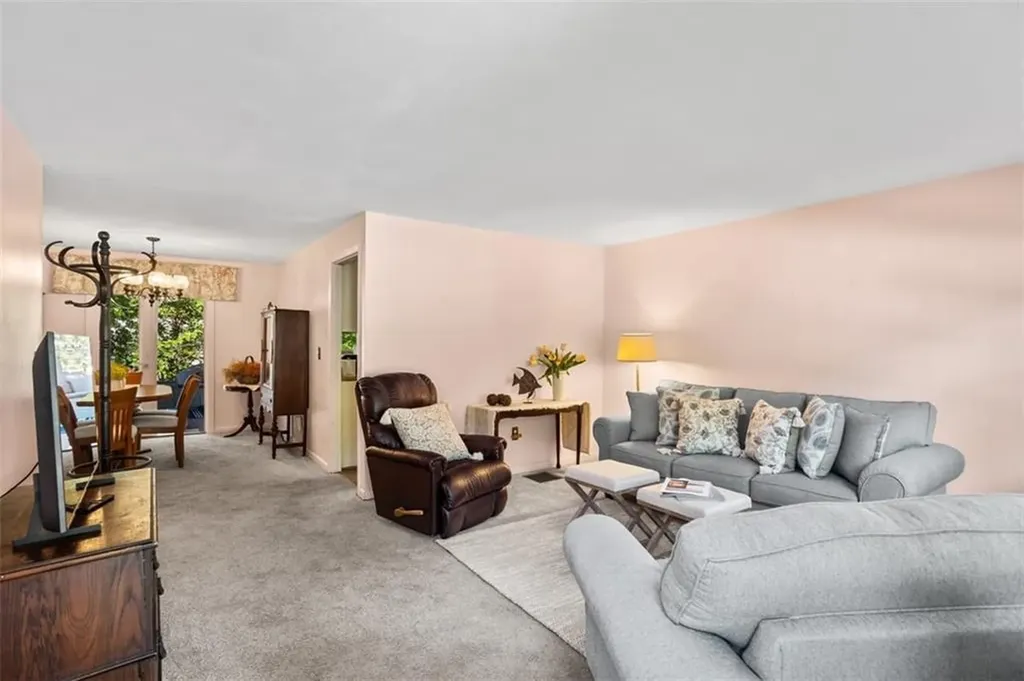 52 Exchange Road West Warwick RI 02893