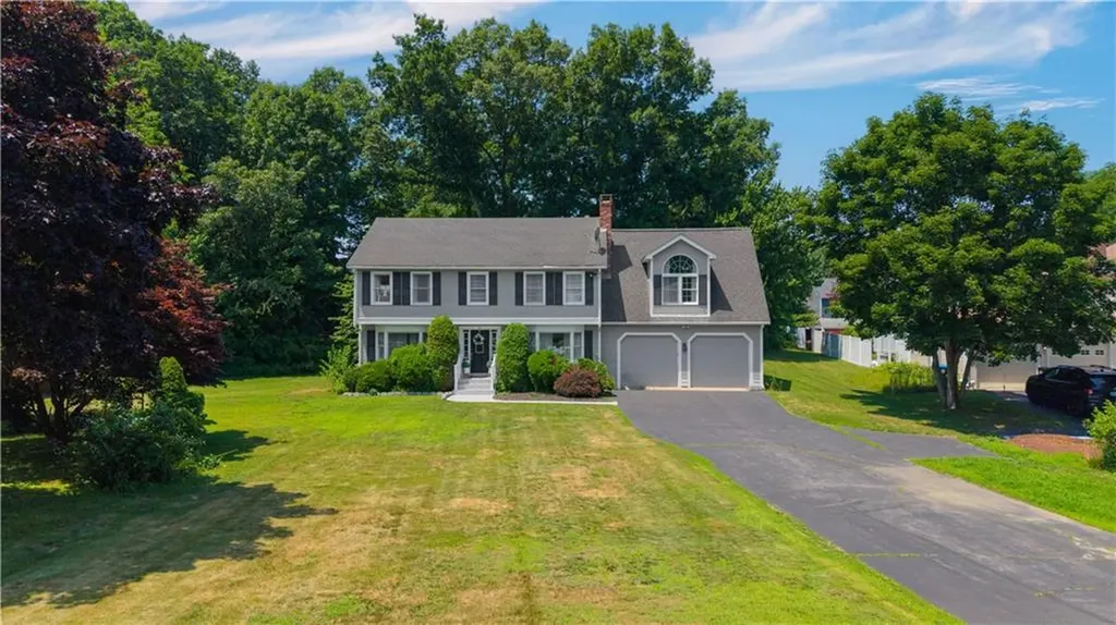 9 Pheasant Run Road North Smithfield RI 02896