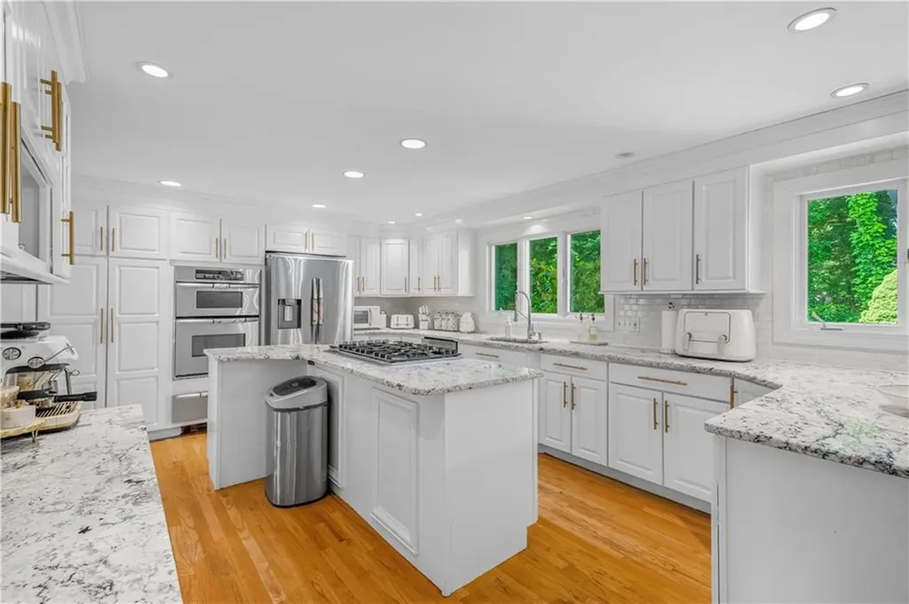 9 Pheasant Run Road North Smithfield RI 02896
