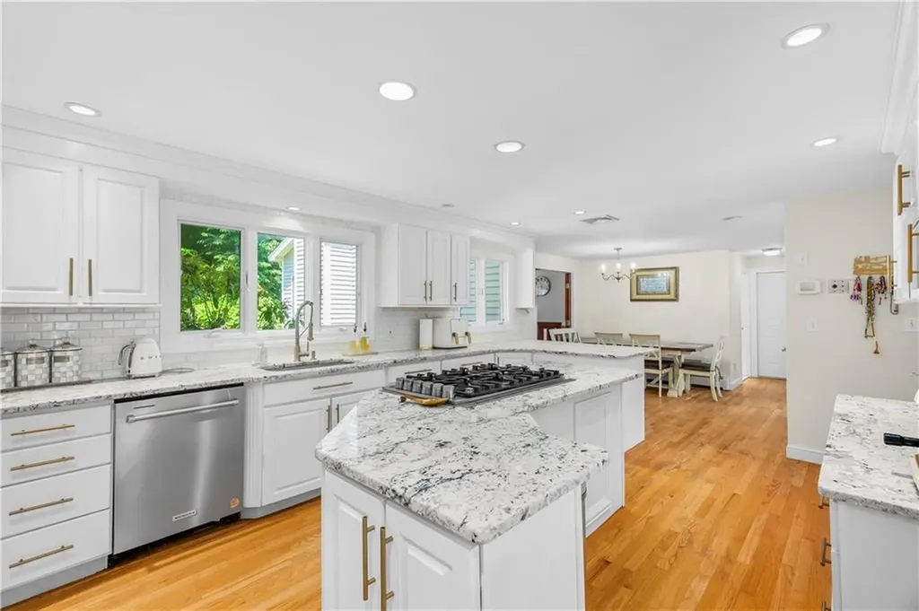 9 Pheasant Run Road North Smithfield RI 02896