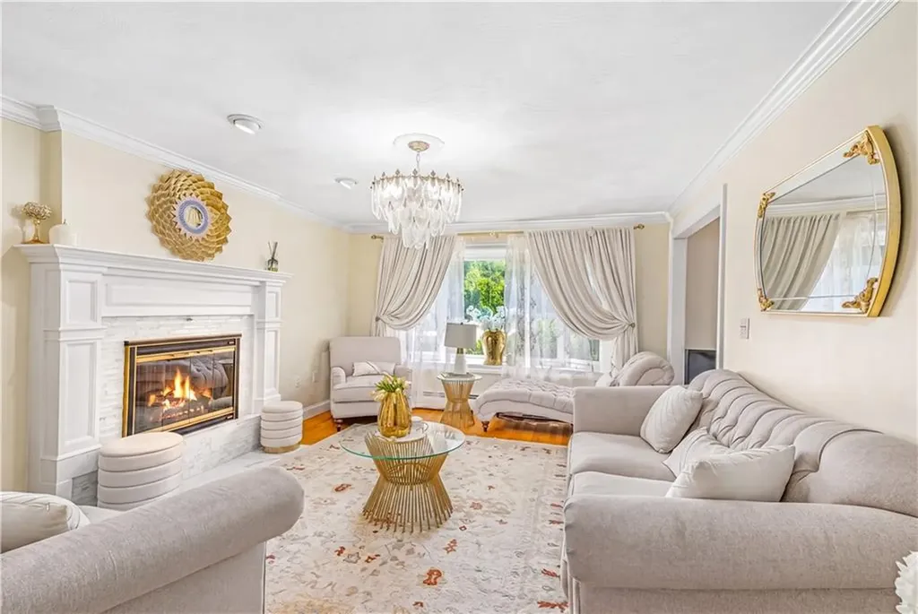 9 Pheasant Run Road North Smithfield RI 02896