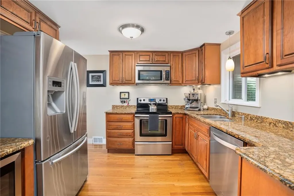 165 Garden City Drive Cranston RI 02920