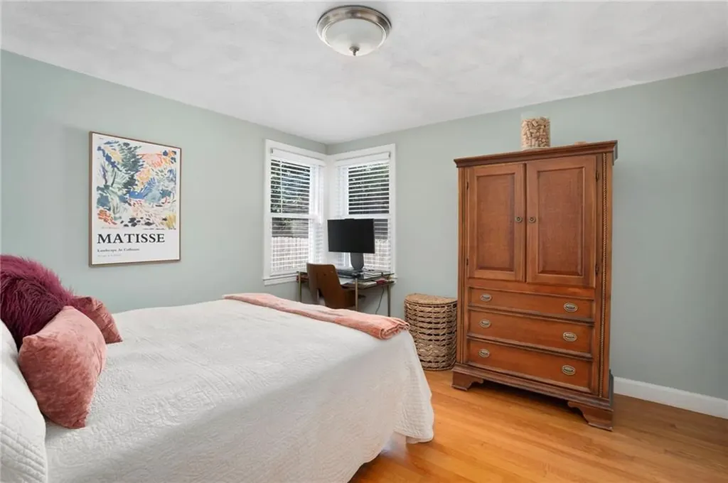 165 Garden City Drive Cranston RI 02920
