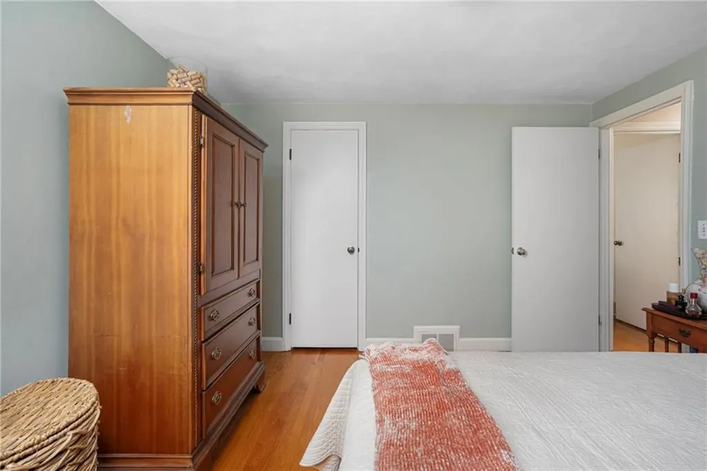 165 Garden City Drive Cranston RI 02920