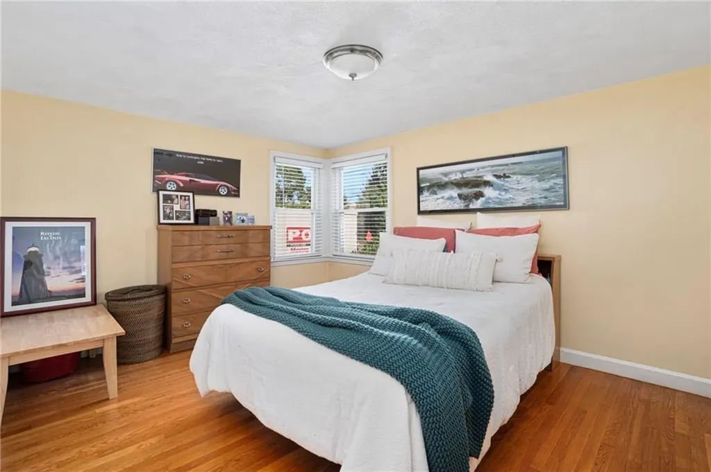 165 Garden City Drive Cranston RI 02920