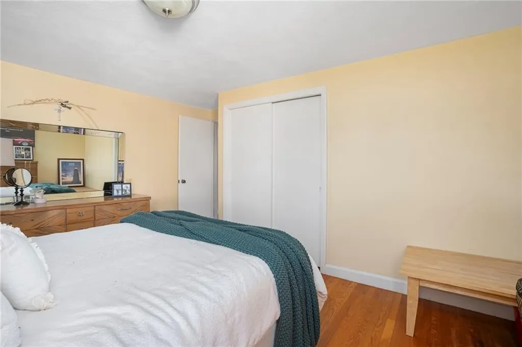 165 Garden City Drive Cranston RI 02920