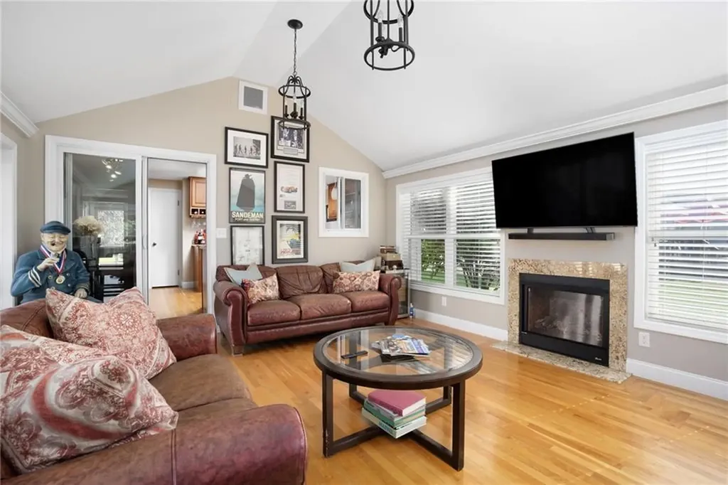 165 Garden City Drive Cranston RI 02920