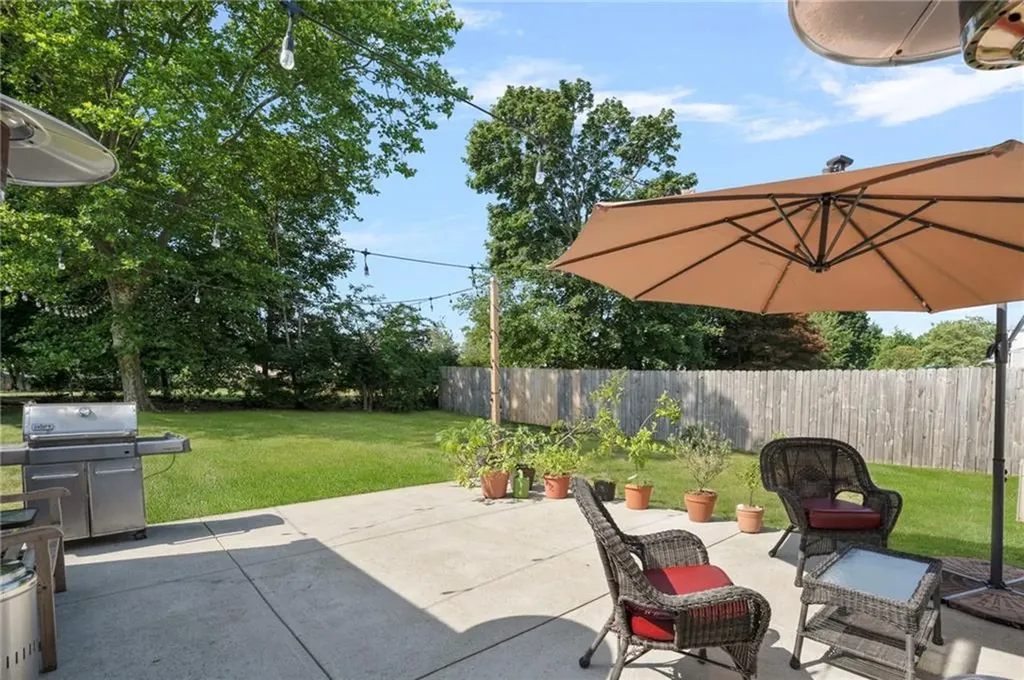165 Garden City Drive Cranston RI 02920