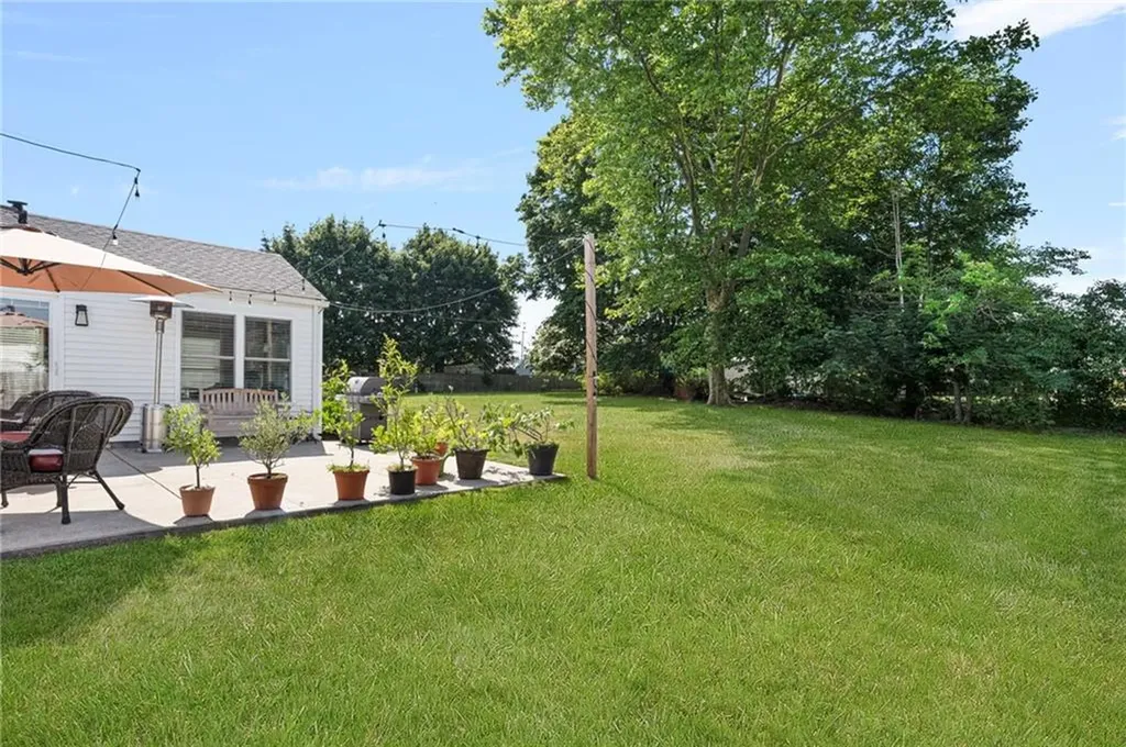 165 Garden City Drive Cranston RI 02920