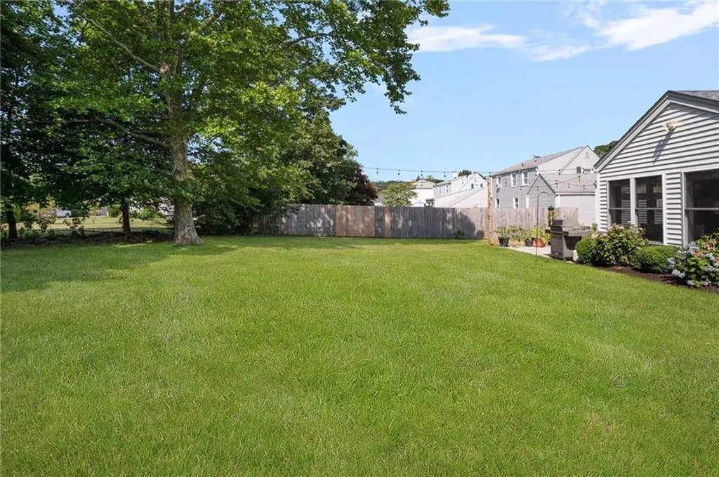 165 Garden City Drive Cranston RI 02920