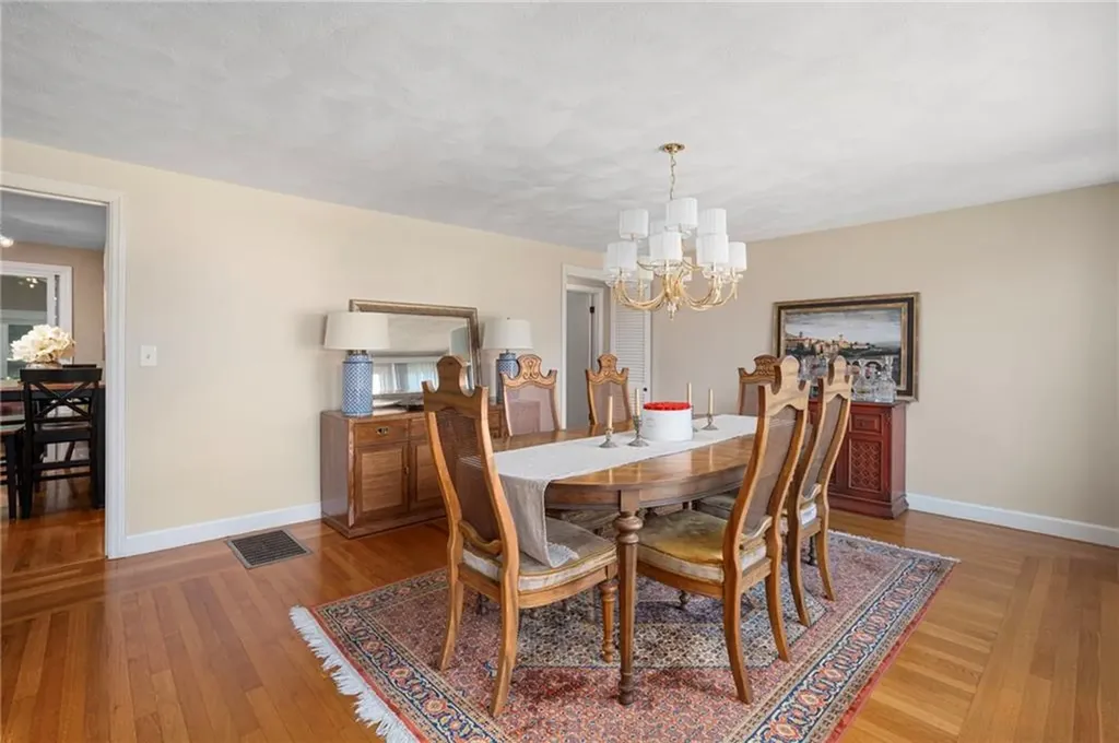 165 Garden City Drive Cranston RI 02920