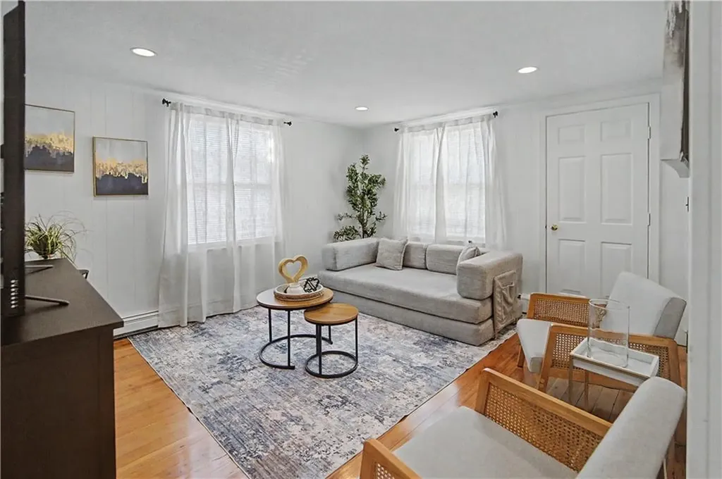 137 A Kingstown Road Narragansett RI 02882