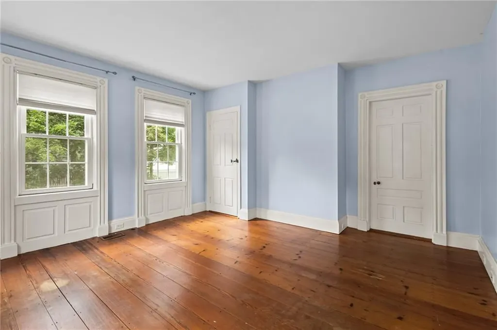 189 Danielson Pike Scituate RI 02857