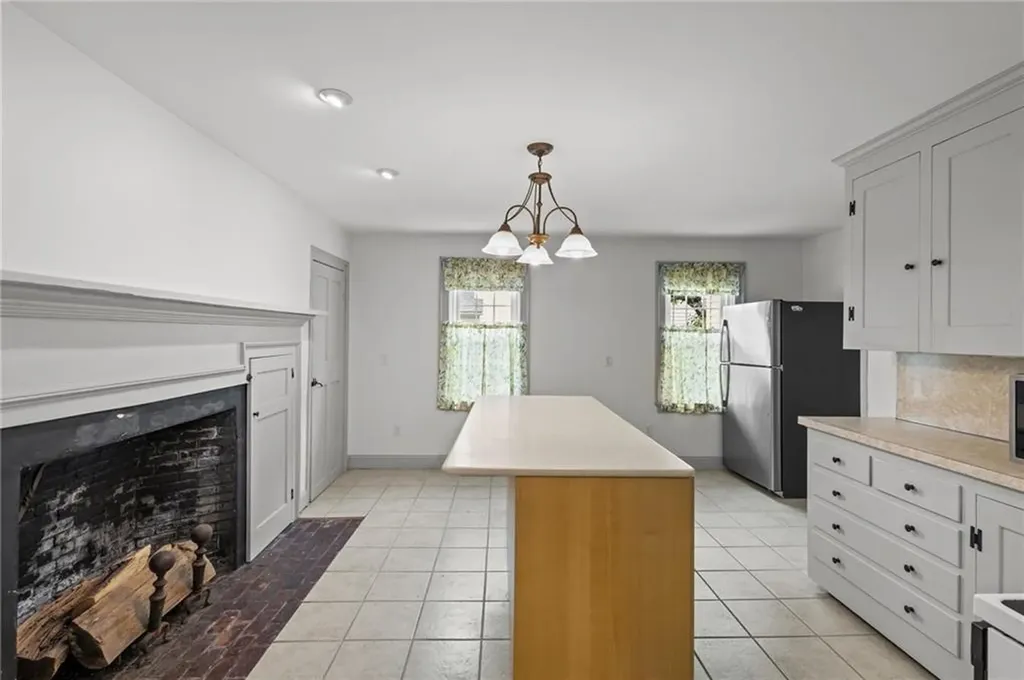 189 Danielson Pike Scituate RI 02857