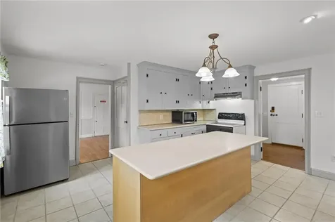 189 Danielson Pike Scituate RI 02857