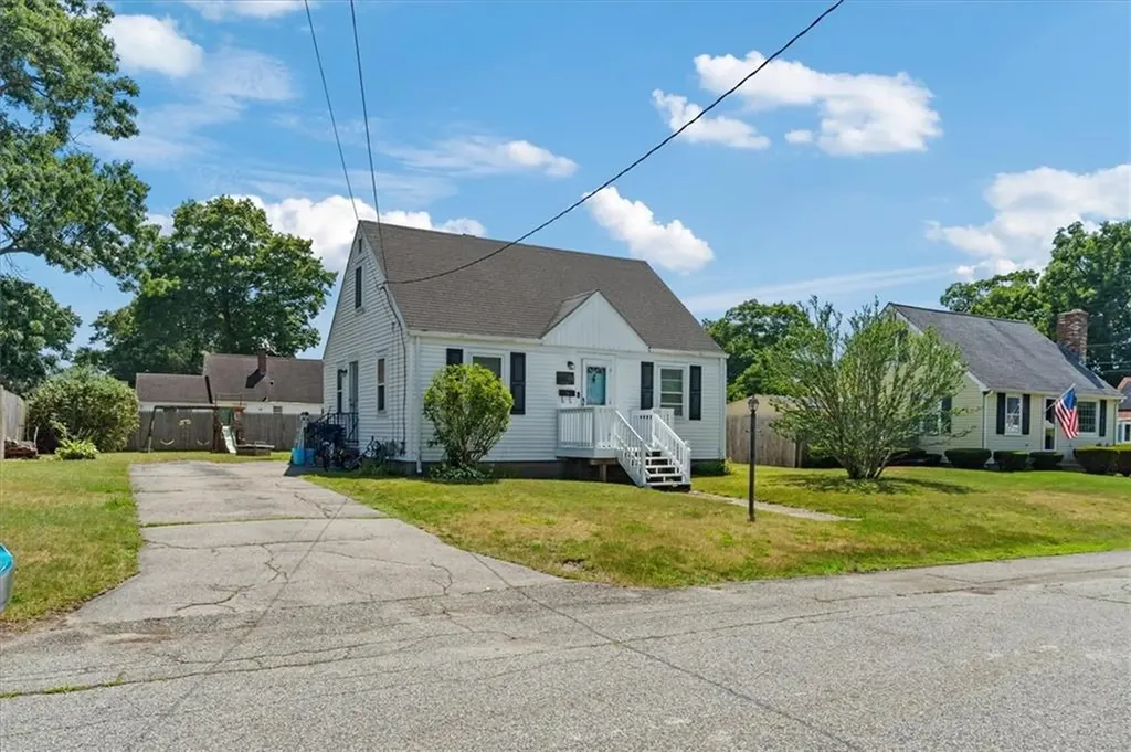 64 Guilford Drive Warwick RI 02886