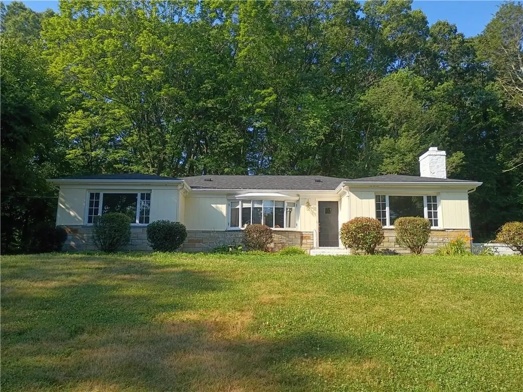 6 Old Pound Hill Road North Smithfield RI 02896