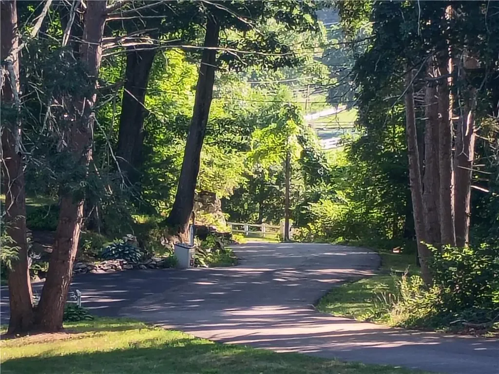 6 Old Pound Hill Road North Smithfield RI 02896