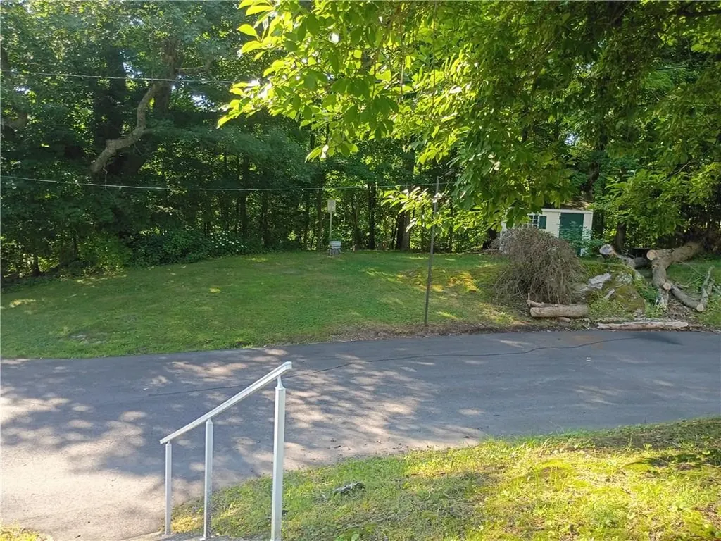6 Old Pound Hill Road North Smithfield RI 02896