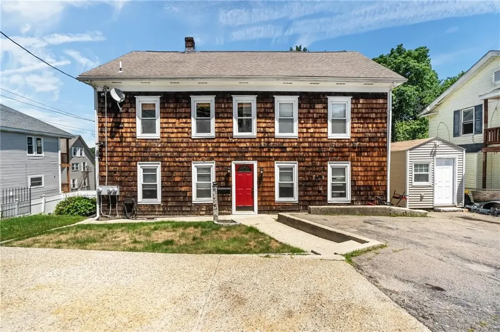 43 Pearl Street Lincoln RI 02838