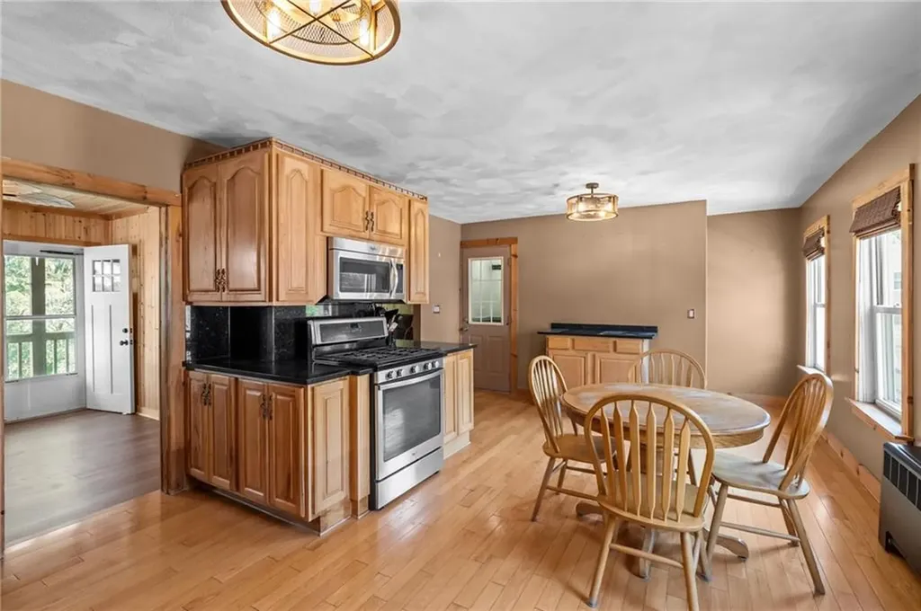 43 Pearl Street Lincoln RI 02838