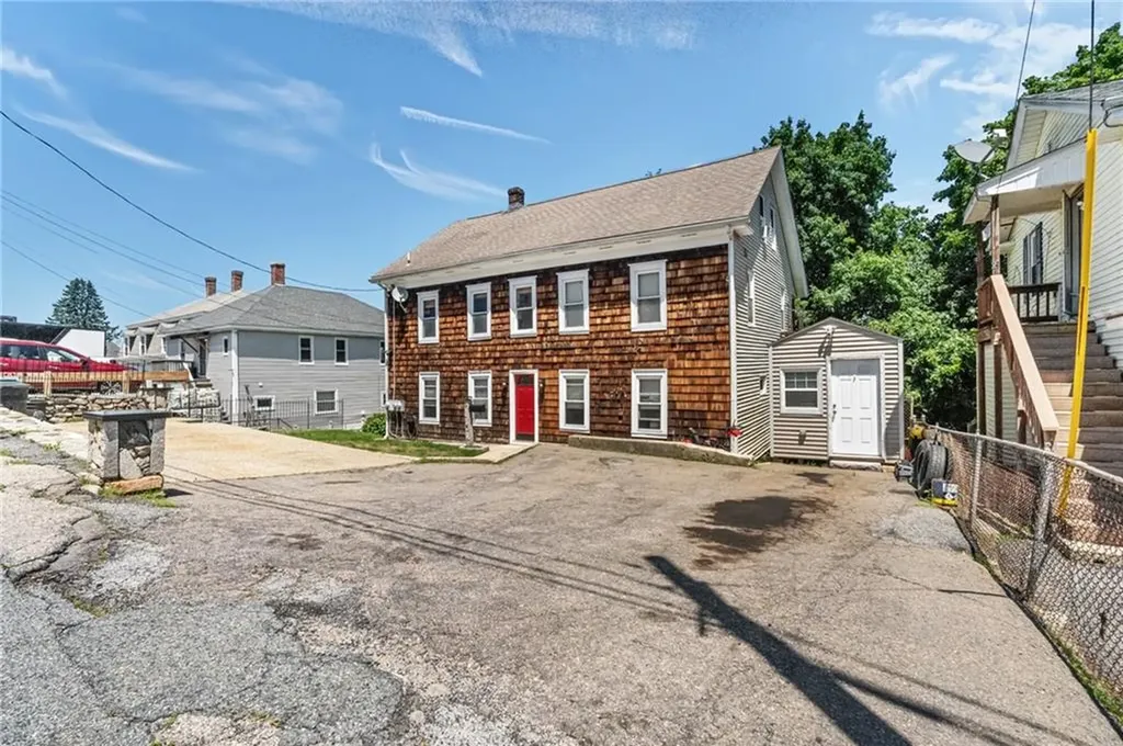 43 Pearl Street Lincoln RI 02838